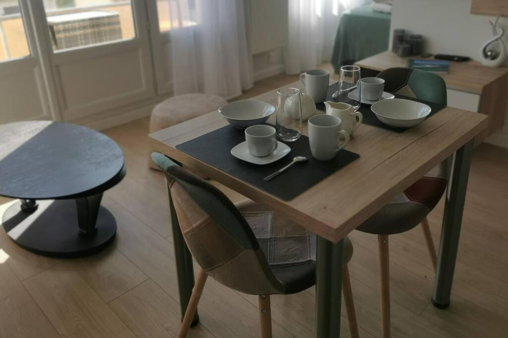 Apartamento Le Stoubenn, Raffine Et Chaleureux Concarneau Exterior foto