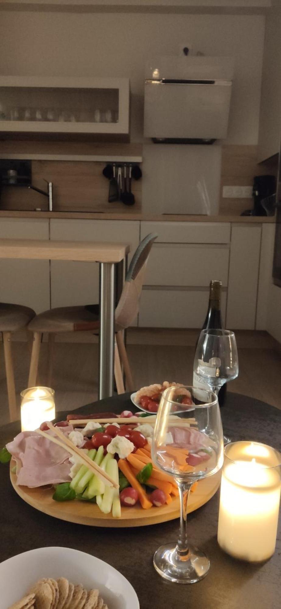 Apartamento Le Stoubenn, Raffine Et Chaleureux Concarneau Exterior foto